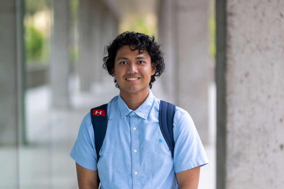 Cal State LA computer science major receives CSU Trustees’ Award for Outstanding Achievement