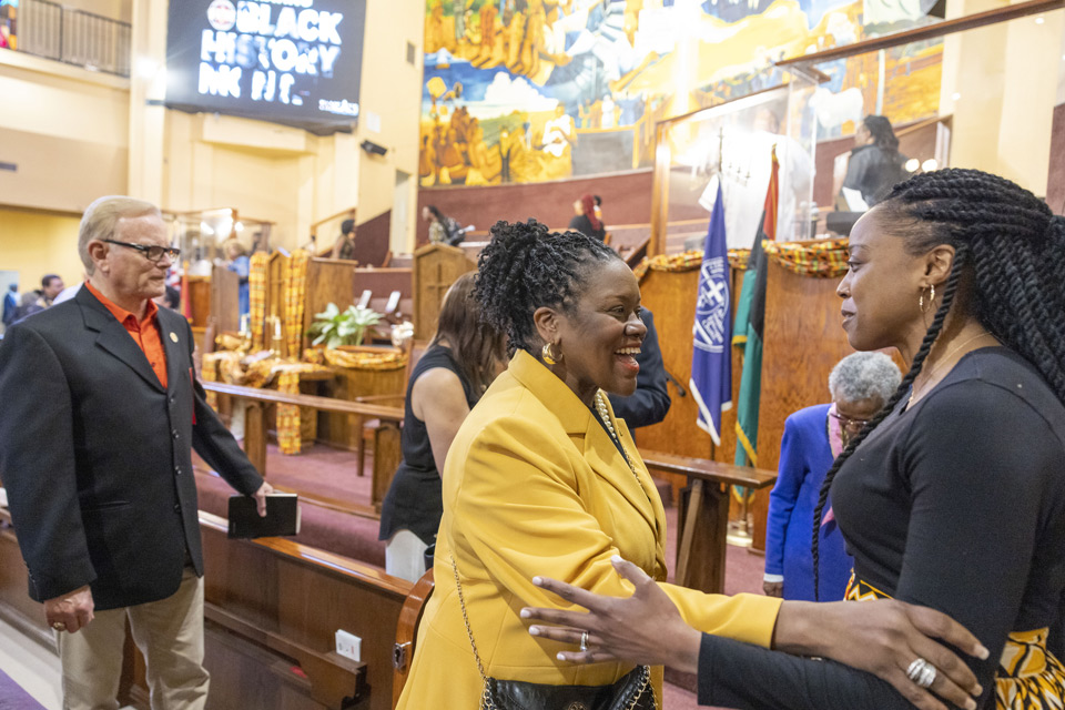 Presidents Eanes meets with community members at St. Mark Missionary Baptist Church.
