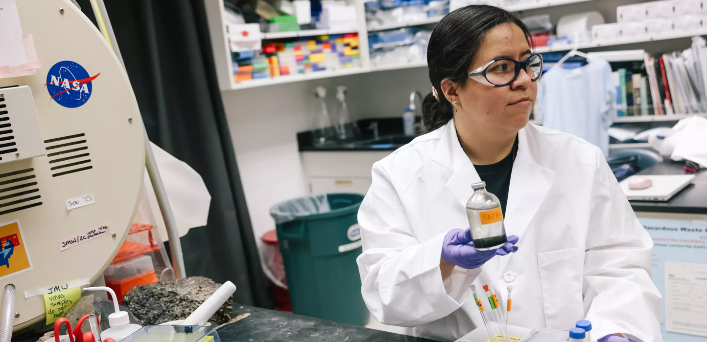 A student works in a laboratory.