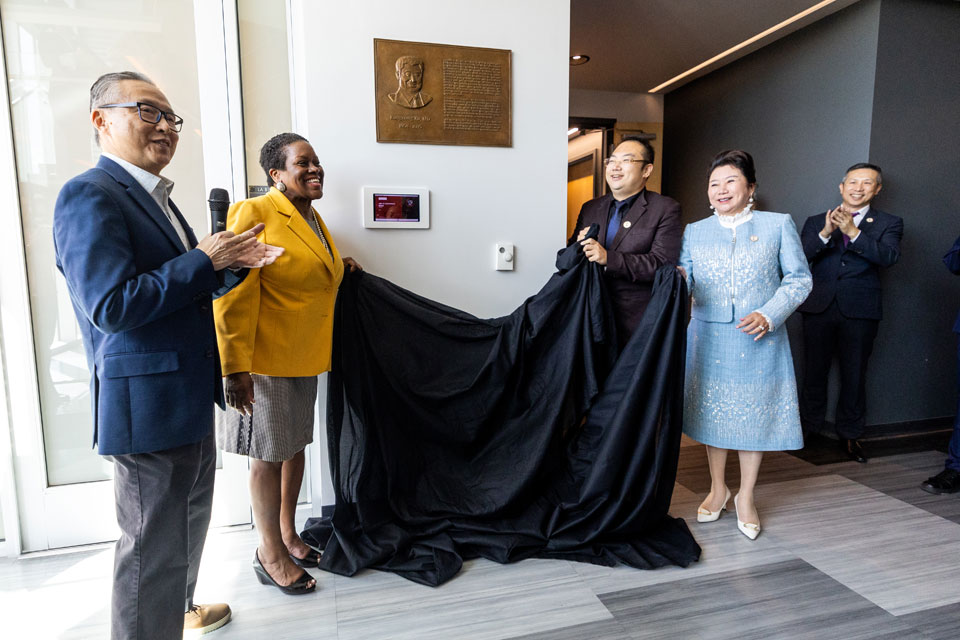 Cal State LA unveils plaque honoring Rongxiang Xu for his humanitarian efforts