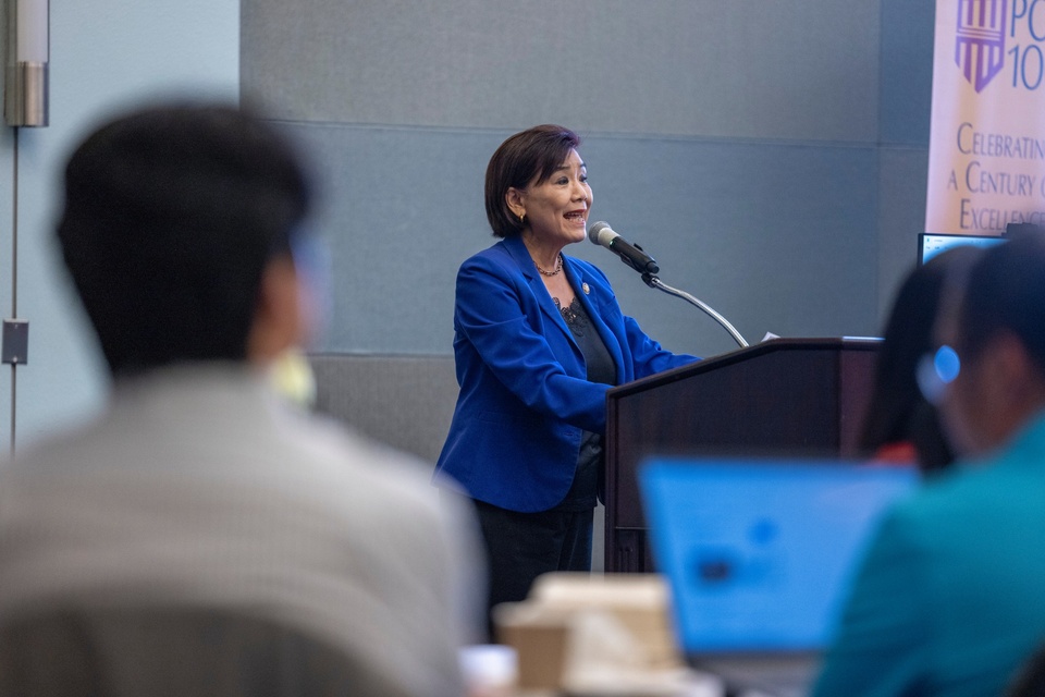Cal State LA celebrates graduates of APIs Mobilize Leadership Program